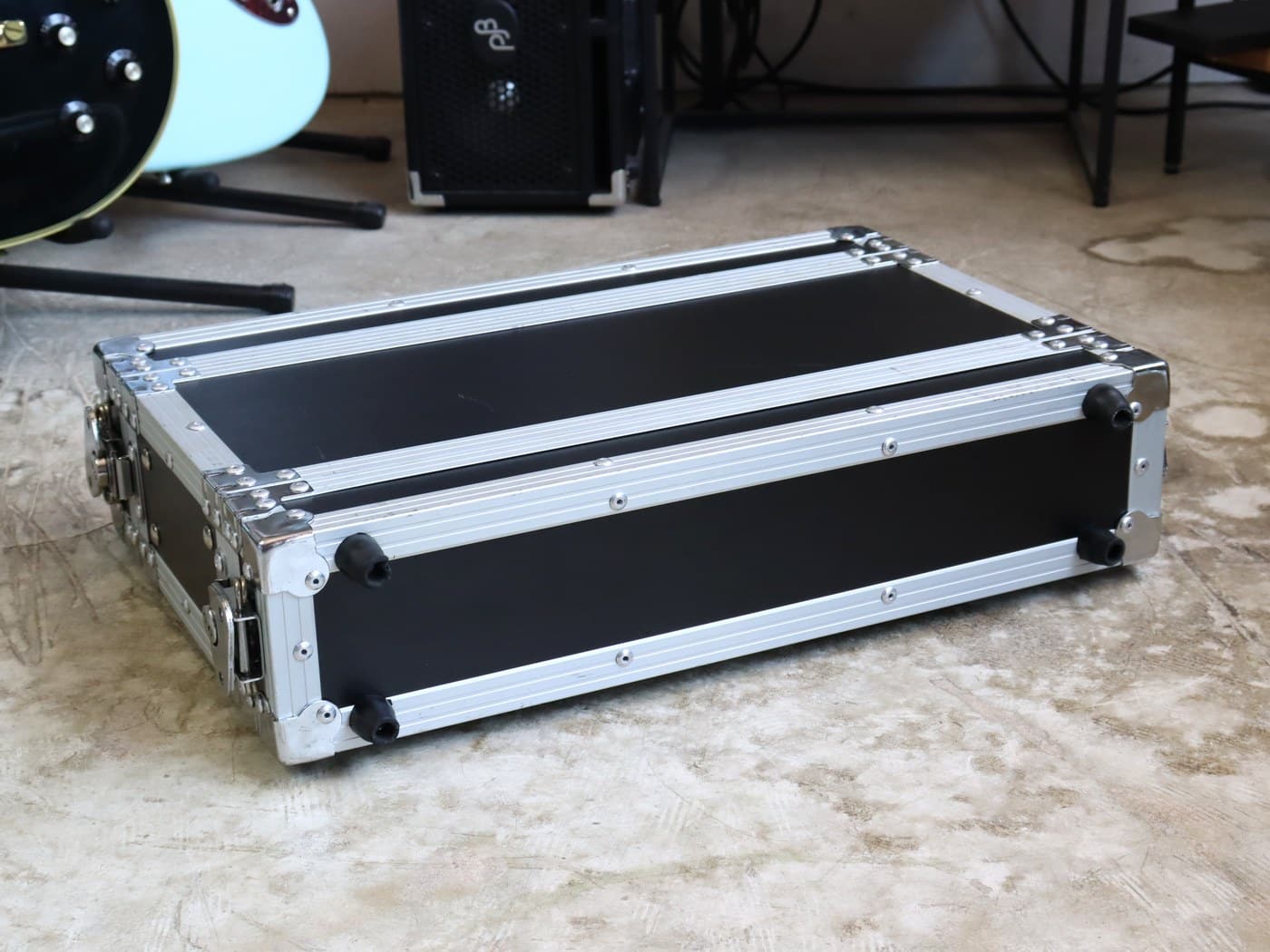 【中古】メーカー不明 ラックケース 2U 奥行き 19cm #2