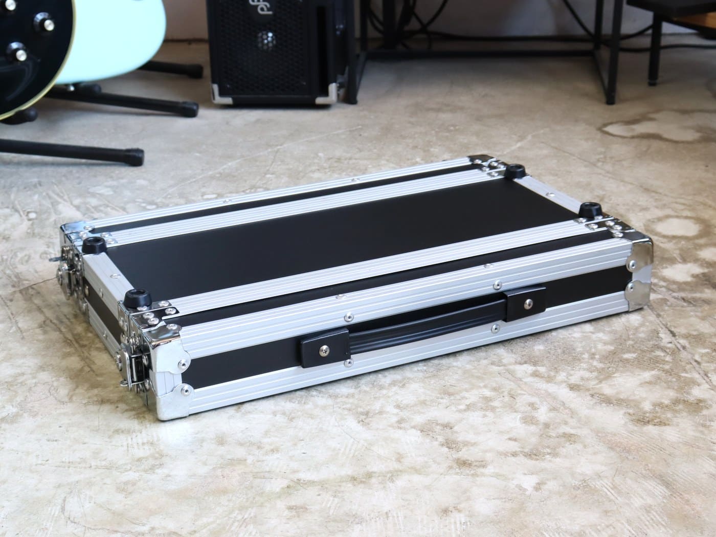 【中古】メーカー不明 ラックケース 1U 奥行き 19cm - 画像 (2)