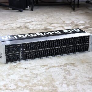 【中古】Behringer Ultragraph Pro FBQ3102 #2