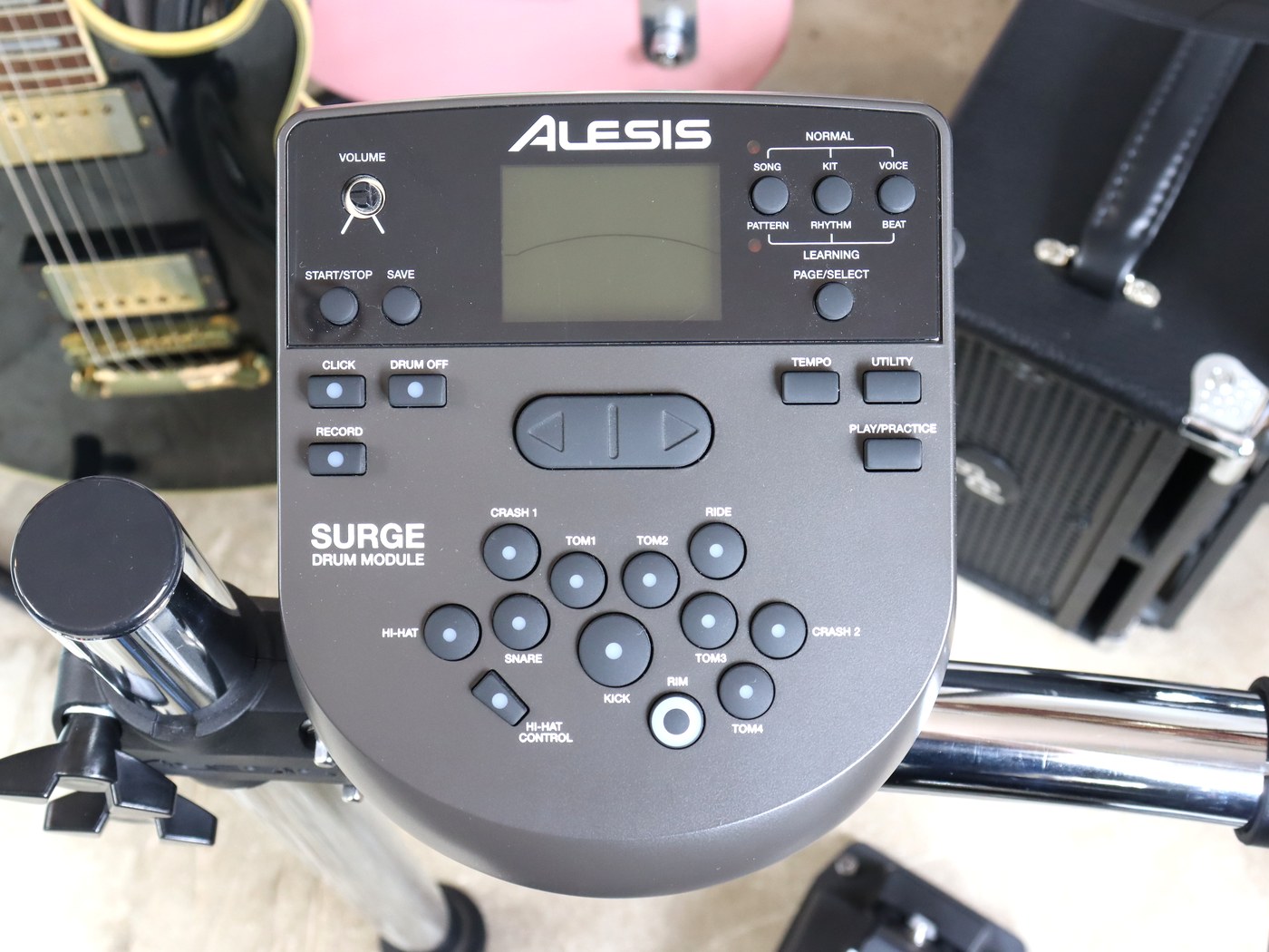 【中古】ALESIS SURGE MESH KIT シンバル1枚追加 電子ドラムセット - 画像 (2)