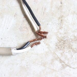 【中古】ACROTEC 6N-1010 約4m スピーカーケーブル - 画像 (3)
