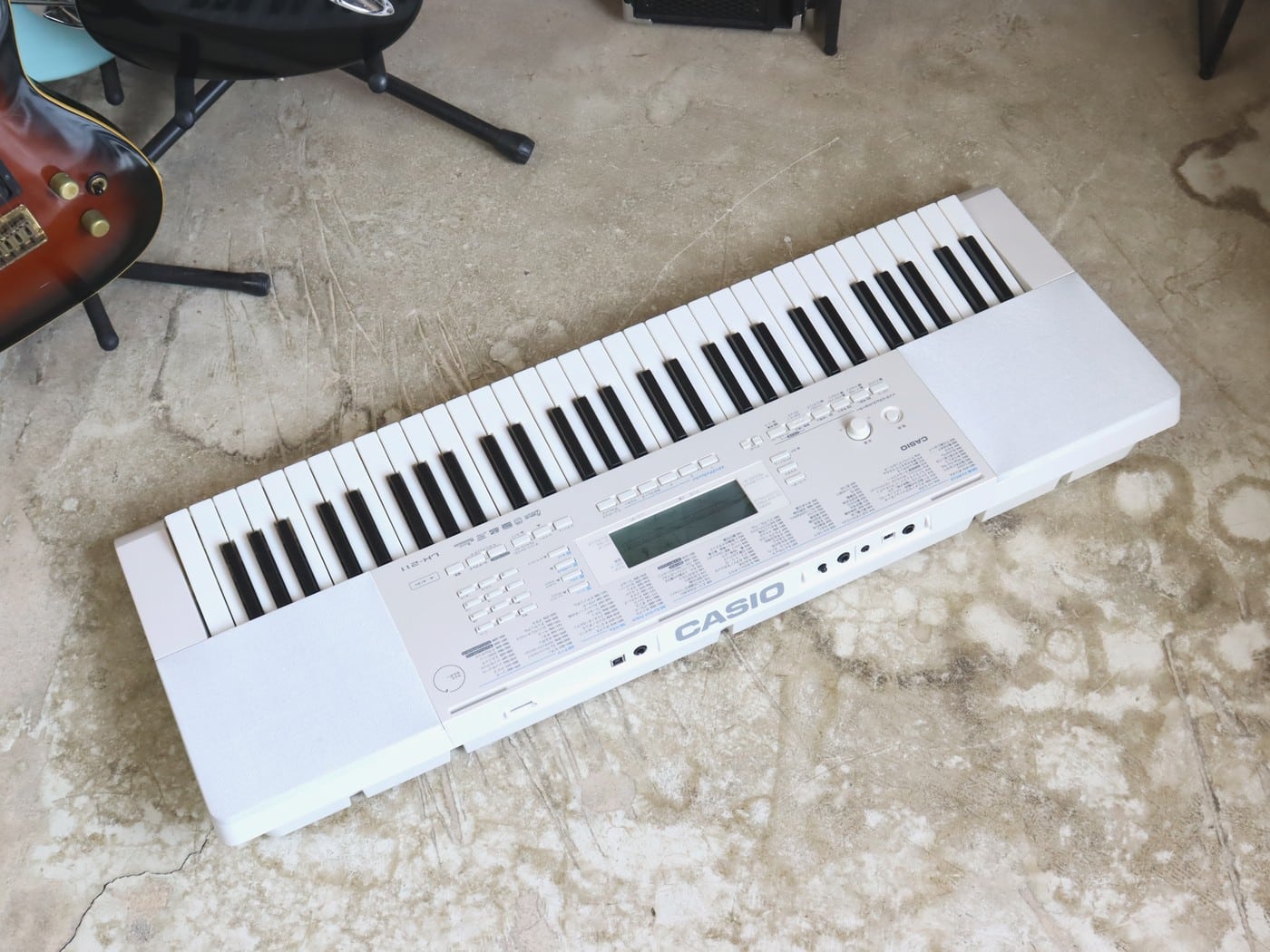 【中古】CASIO LK-211 光ナビゲーションキーボード 61標準鍵盤 - 画像 (3)