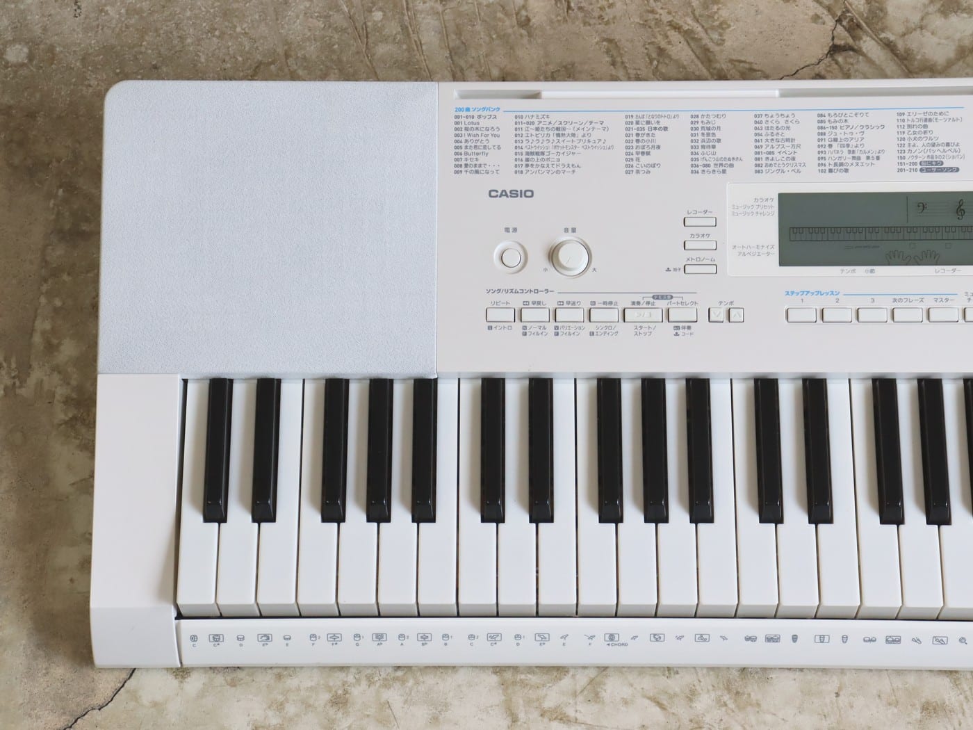 【中古】CASIO LK-211 光ナビゲーションキーボード 61標準鍵盤 - 画像 (4)