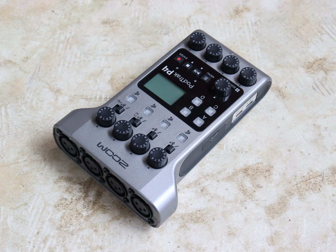 【中古】ZOOM PodTrak P4 ポッドキャストレコーダー - 画像 (3)