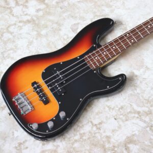 【中古】Squier Precision Bass Special エレキベース 3トーンサンバースト - 画像 (2)