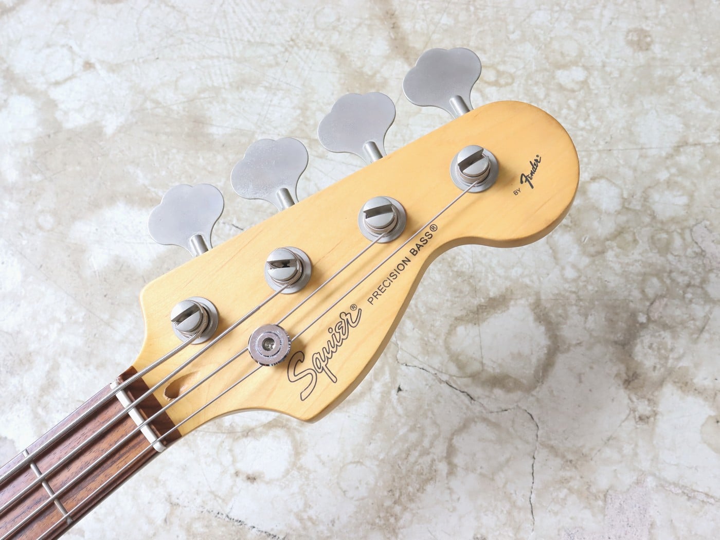 【中古】Squier Precision Bass Special エレキベース 3トーンサンバースト - 画像 (5)