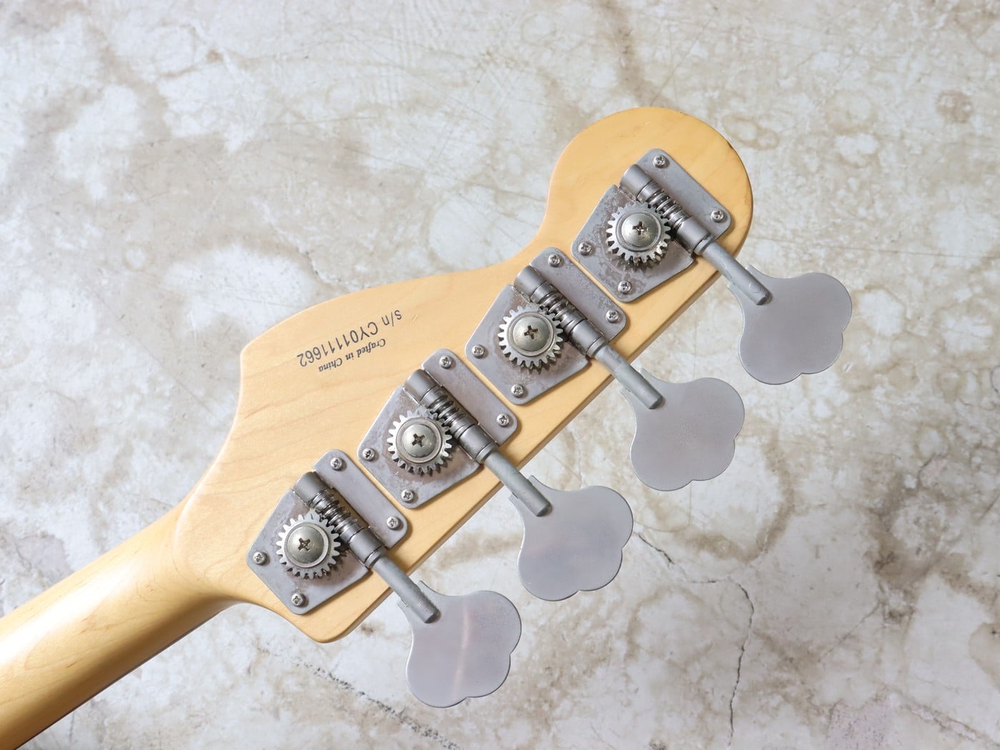 【中古】Squier Precision Bass Special エレキベース 3トーンサンバースト - 画像 (6)