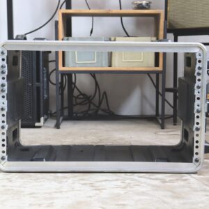 【中古】SKB 6U 樹脂製ラックケース - 画像 (4)