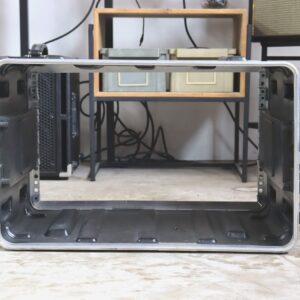 【中古】SKB 6U 樹脂製ラックケース - 画像 (5)