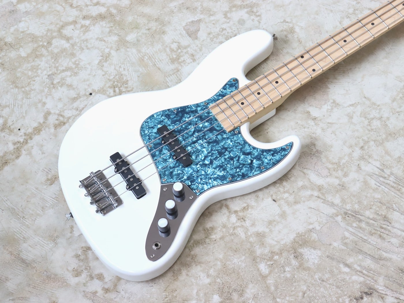 【中古】PLAYTECH JB420 White ジャズベースタイプ - 画像 (2)