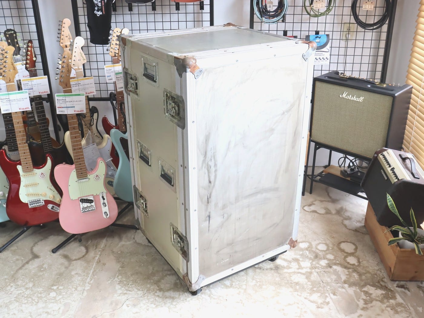 【中古・現状渡し】メーカー不明 SOUTHCO刻印 ショックマウントラックケース 20U #2