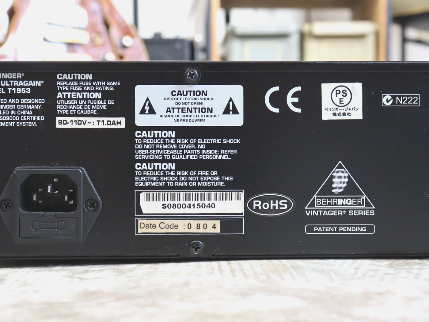 【中古】Behringer TUBE ULTRAGAIN T1953 マイクプリアンプ 2Uラックマウントサイズ - 画像 (6)