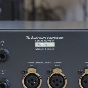 【中古】TL AUDIO C1 DUAL VALVE PRE AMPLIFIER COMPRESSER ラックマイクプリアンプ - 画像 (4)