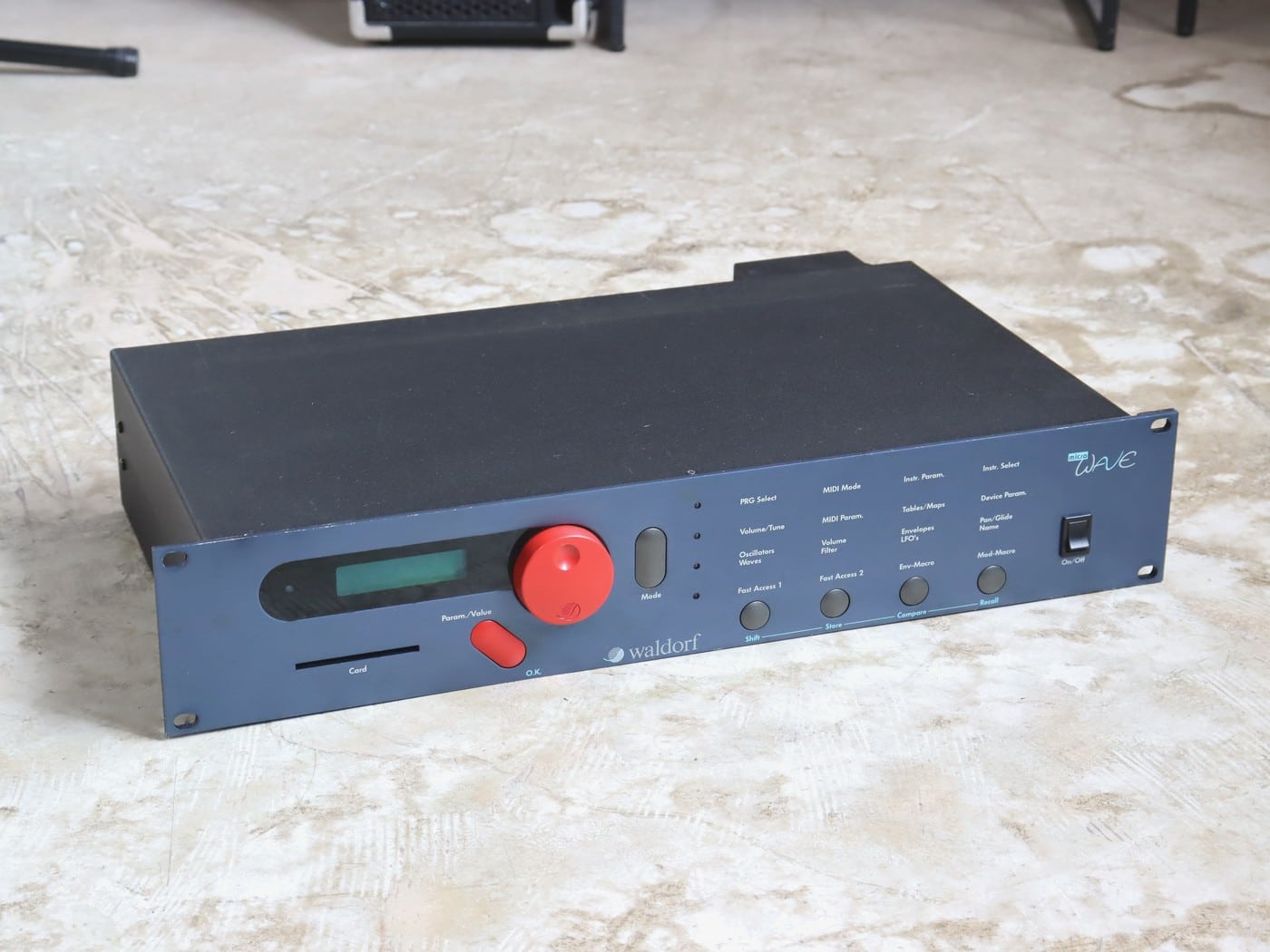 【中古】Waldorf Micro Wave ラック音源モジュール