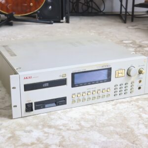 【中古・ジャンク】AKAI CD3000i CD-ROMサンプラー
