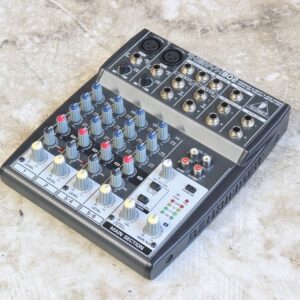 【中古・現状渡し】Behringer XENYX 802 アナログミキサー