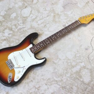 【中古】Fender japan ST62-US 3TS ストラトキャスター