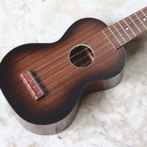 【中古】Famous FU-6 ソプラノウクレレ - 画像 (2)