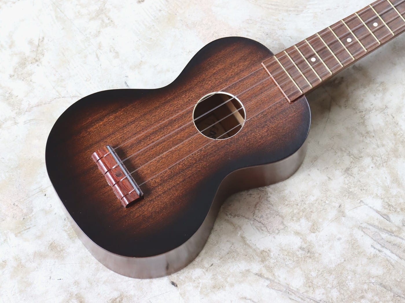【中古】Famous FU-6 ソプラノウクレレ - 画像 (2)