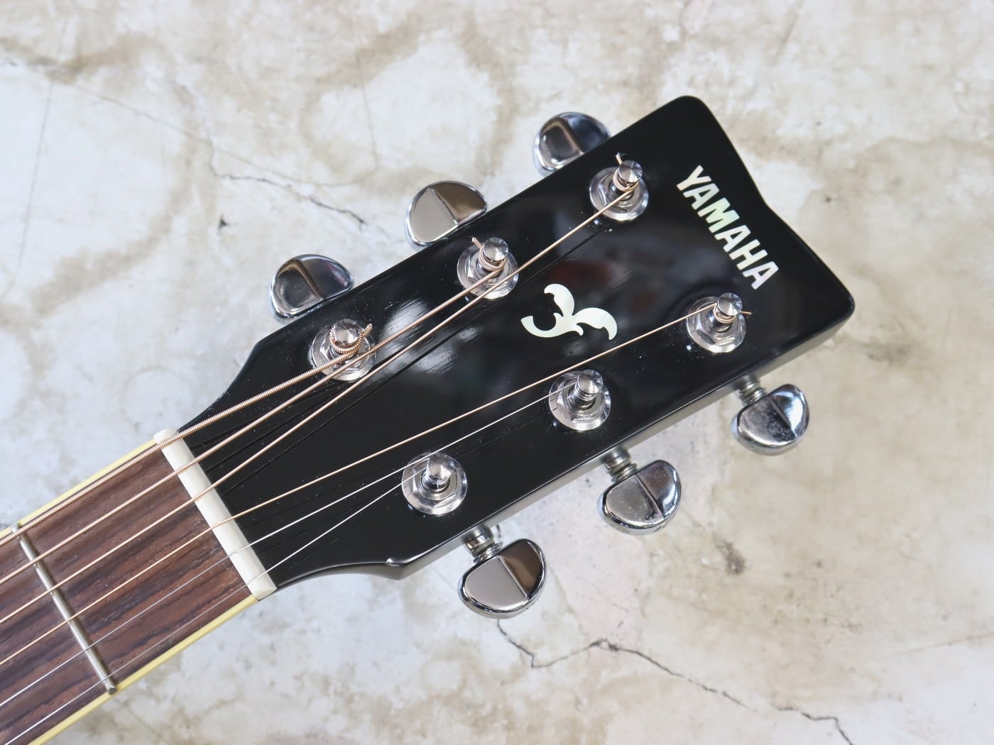 【中古・現状渡し】YAMAHA FS720 ボディトップ 割れ - 画像 (5)