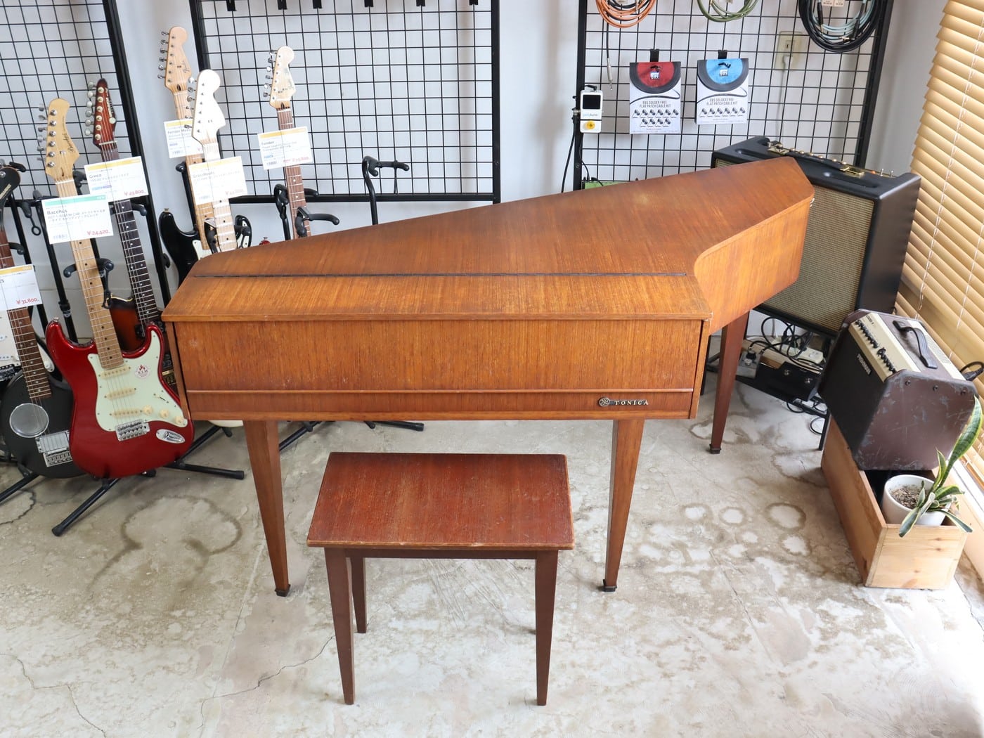 【中古・現状渡し】Tokai TONICA 54鍵 チェンバロ - 画像 (2)