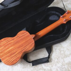 【中古】KoAloha KCM-00 2010年製 コンサートサイズ - 画像 (3)
