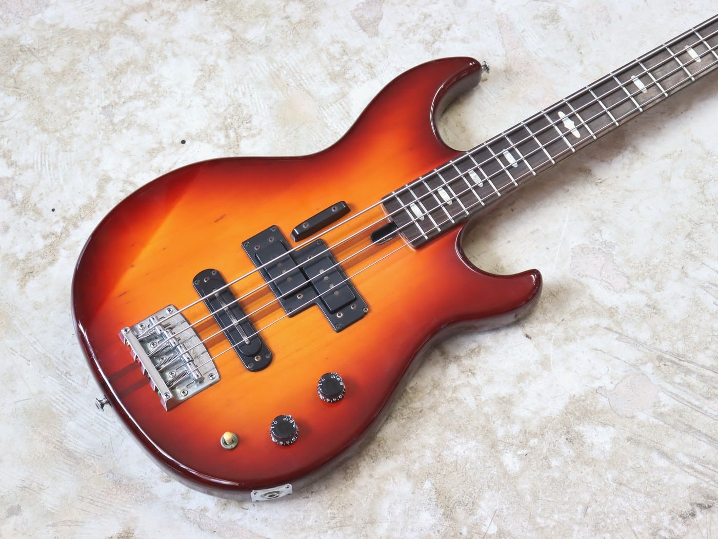 【中古】YAMAHA Broad Bass BB2000 - 画像 (2)