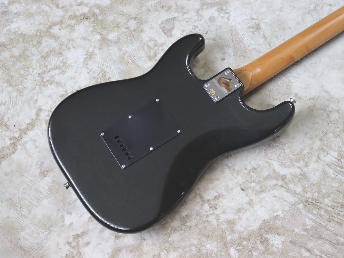 【中古】Bacchus BST-2-RSM/R-BPPG Gun-M ストラトタイプ - 画像 (4)