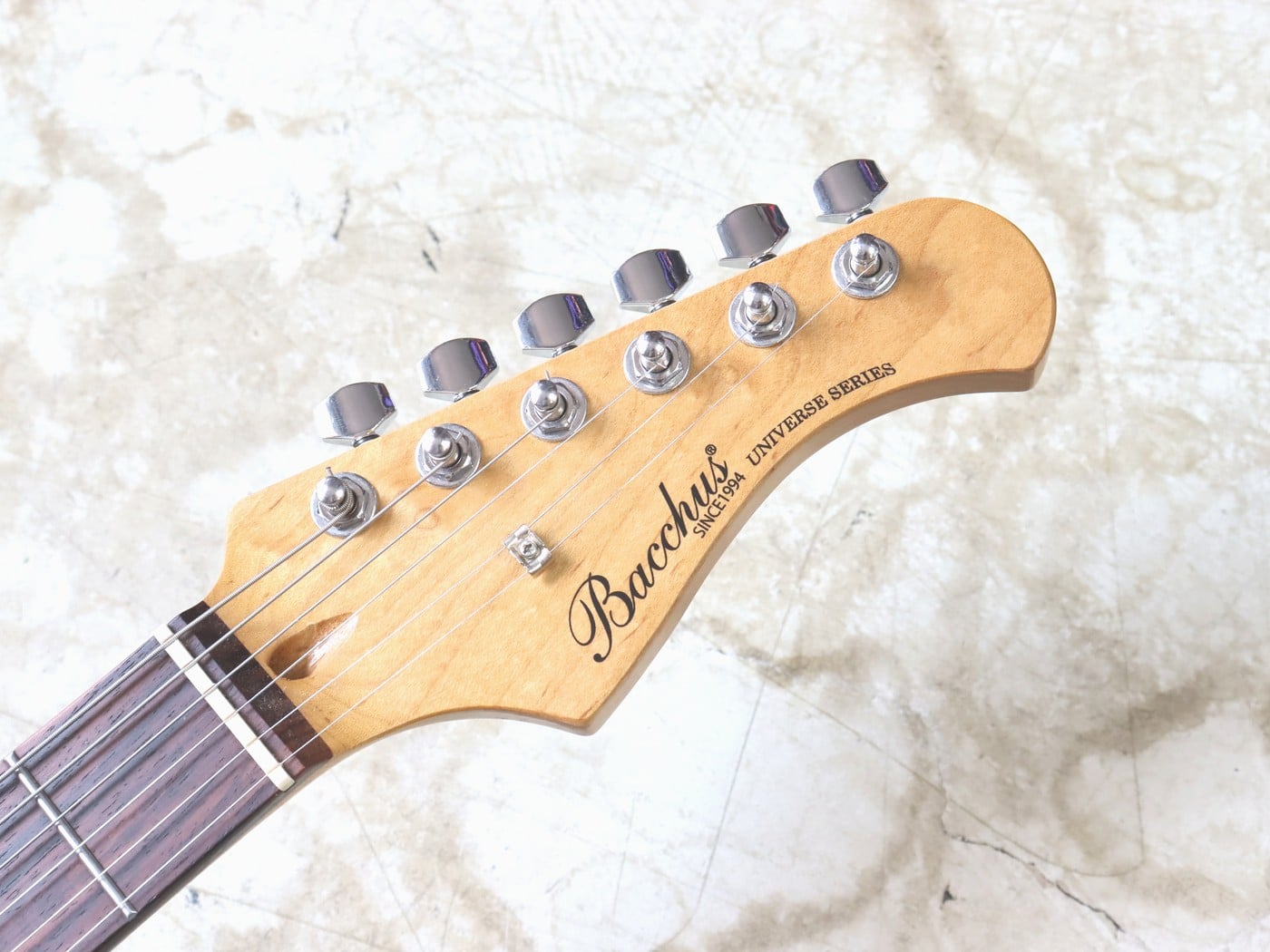 【中古】Bacchus BST-2-RSM/R-BPPG Gun-M ストラトタイプ - 画像 (5)