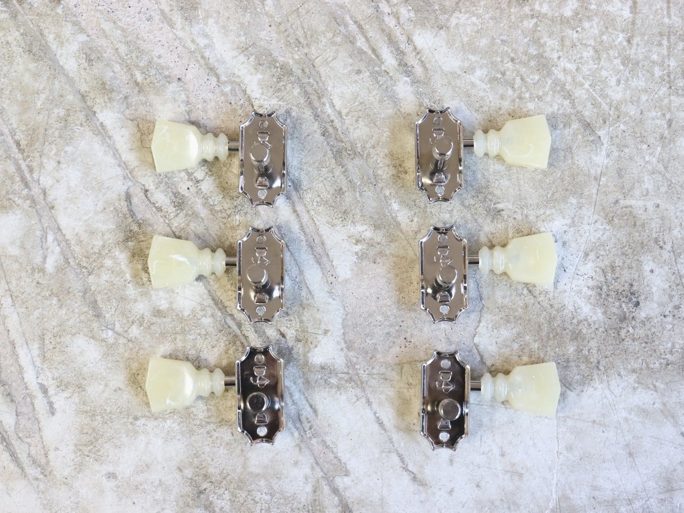 【中古・美品】Kluson 3+3 PEARL DBL RING DBL LINE-NICKEL ギターぺグ - 画像 (3)