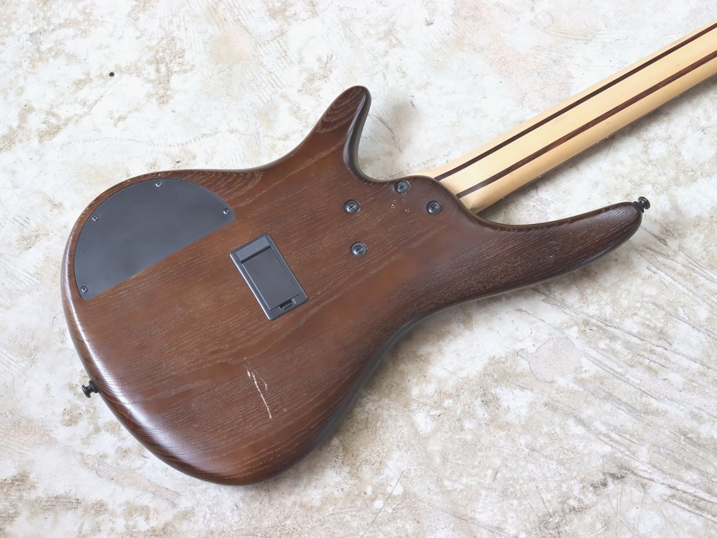 【中古】Ibanez SR-500 アクティブ エレキベース - 画像 (4)